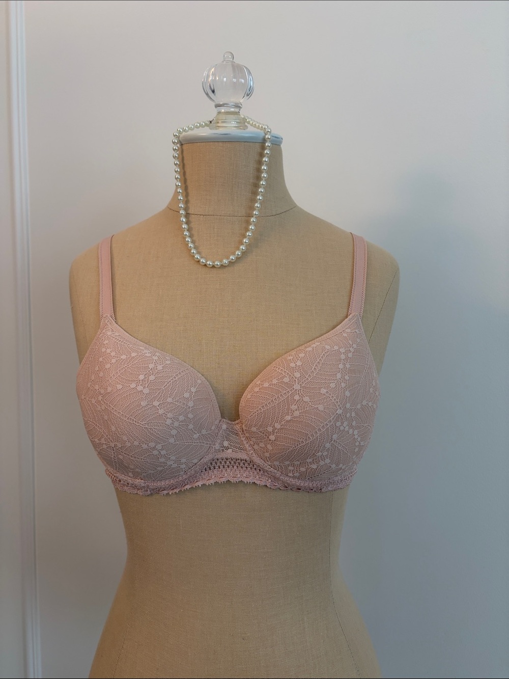 Gorgeous Simone Perele Blush Lace Underwire Bra, 34B, EUC, Women's Intimates